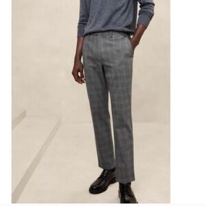 Banana Republic Tapered Slim Ankle Men's Pants. Size 30 X 32.